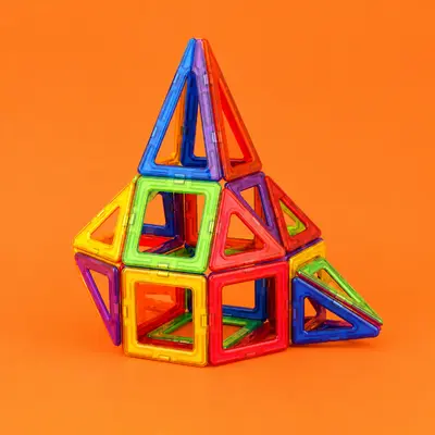 Magnetic Building Sets