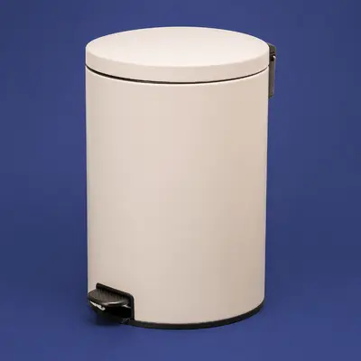 Pedal Trash Cans