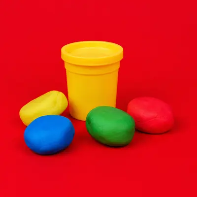 Plastilină / Play-Doh