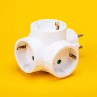 Adaptoare multiple