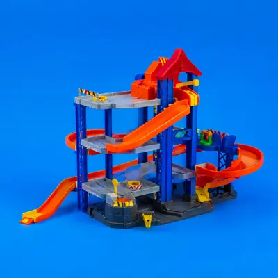 Tracks & Garages