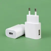Adaptoare USB de priză