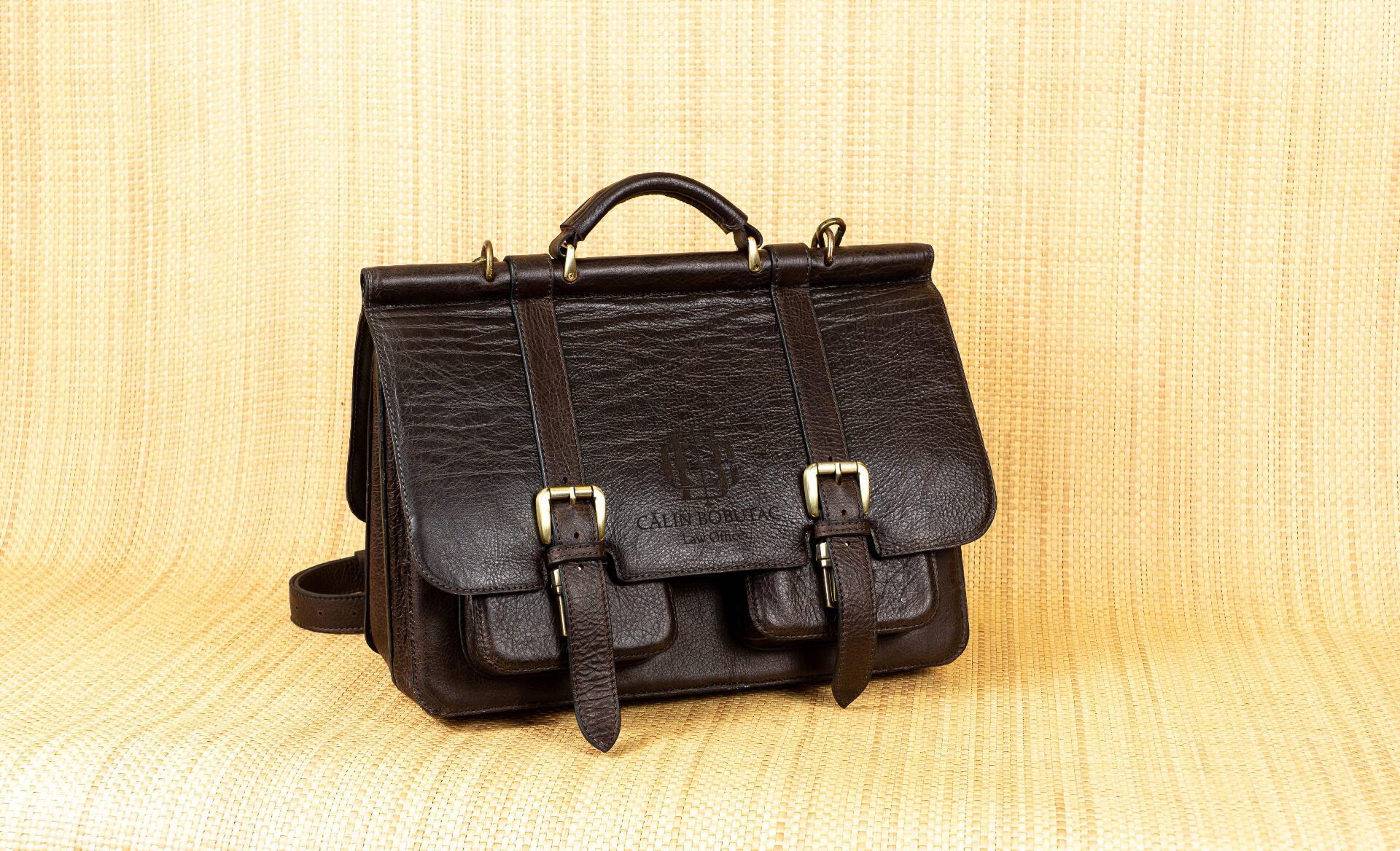 Brown Natural Leather Lawyer's Briefcase with 2 Wide Compartments, 4 Pockets, Top Handle and Adjustable Shoulder Strap, 40x27x25 cm, Customizable