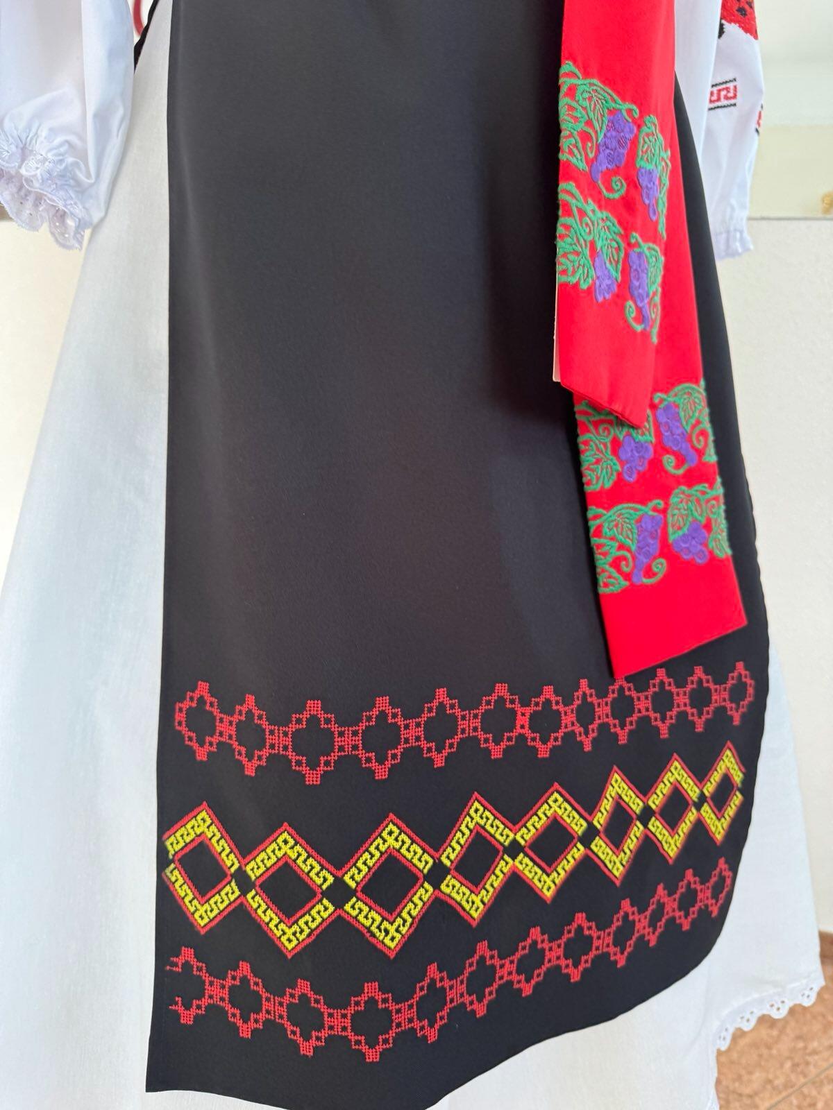 Benefis J 0152 Moldovan National Skirt for Women and Girls, Traditional Embroidery, High-Quality Natural Materials