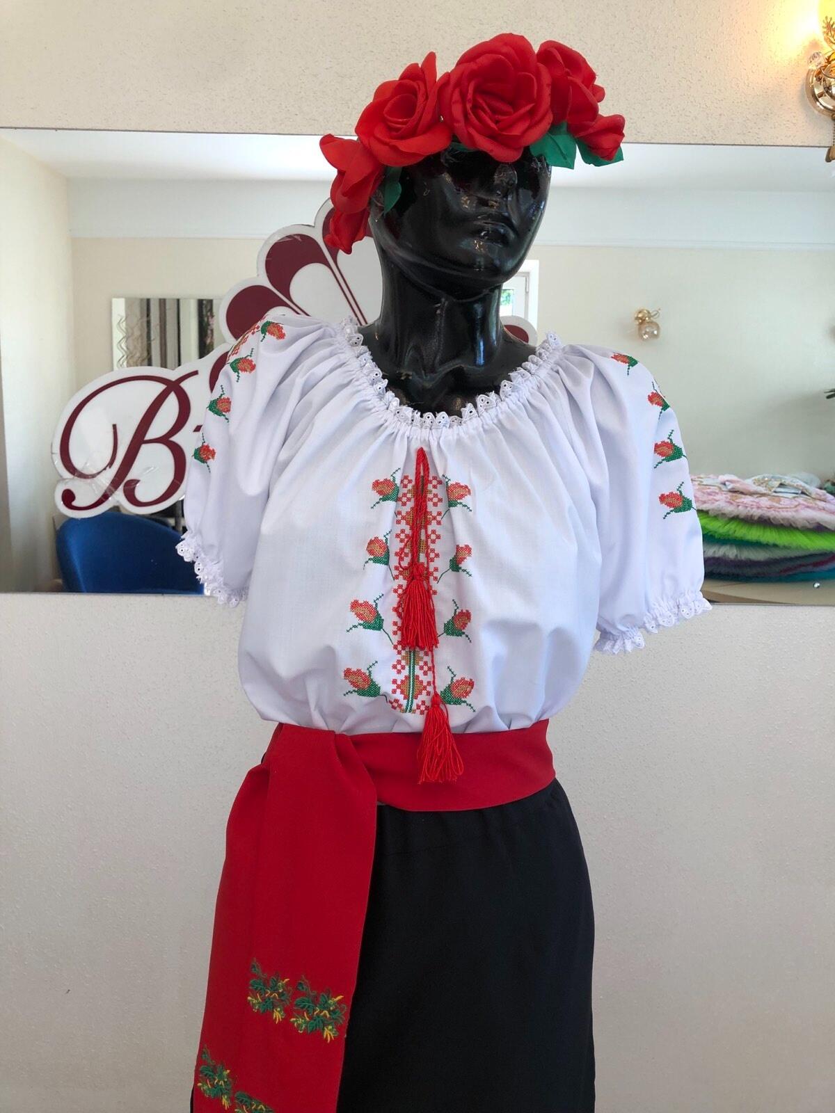 Bluza Nationala Benefis J 0390, Stil Traditional Romanesc Moldoveneasc, Material Camasa Alb cu Broderie Florala Roșu-Verde, Dantela Naturala, Bust 86-92 cm