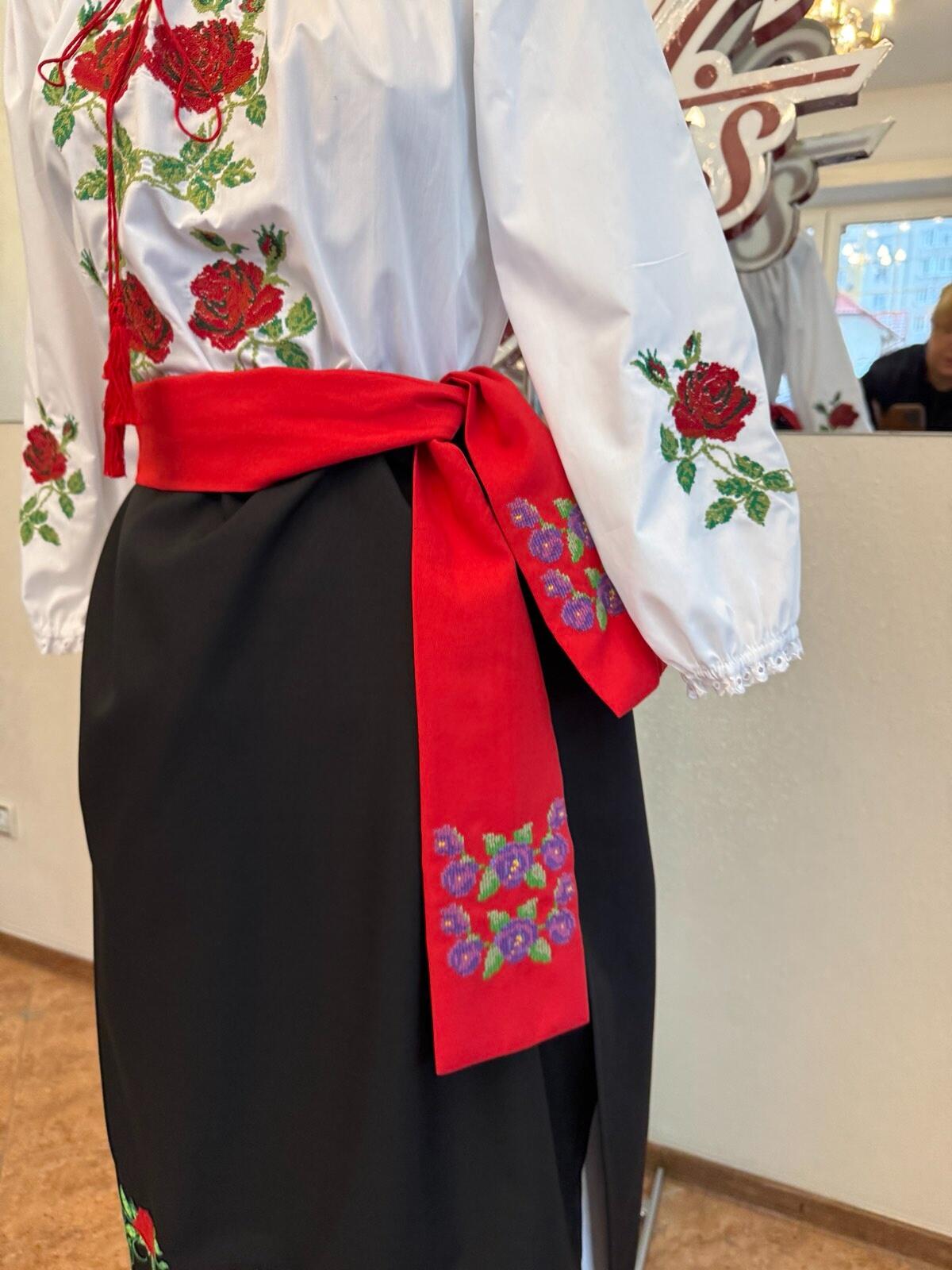 Benefis Moldovan National Skirt J 0146 Traditional Set of 2 Pieces Black Embroidered Outer Skirt and White Cotton Lace Under-skirt XL Adult