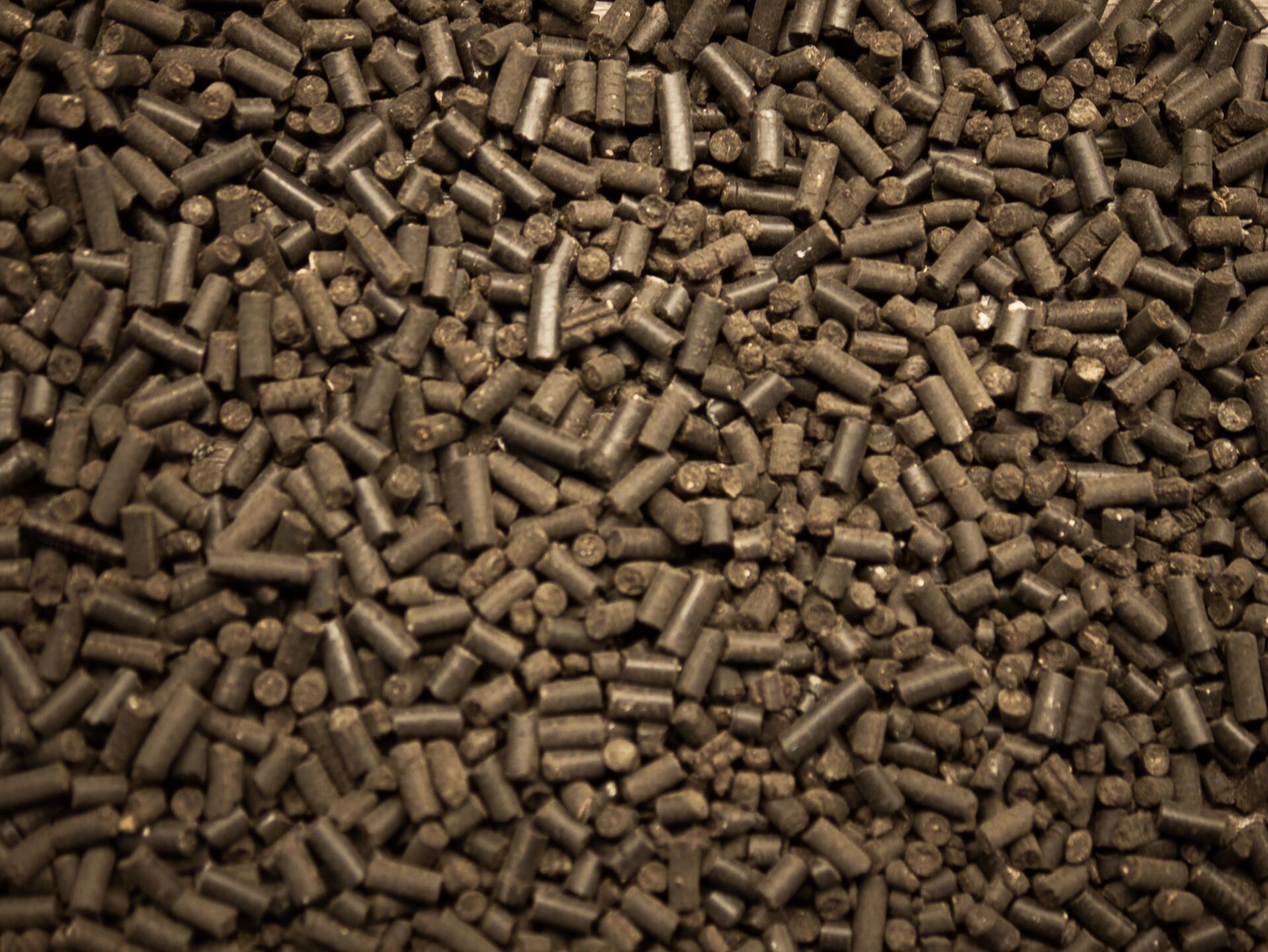 Rudiment Agro Grup Granular Organic Fertilizer, Cow Dung Based, Heat Treated, 10 kg, NPK 4-0.1-2.6, 100% Natural for All Plants and Soils