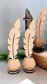 Lemica Feather Shape Pen Holder, Natural Wood Desk Organizer, 4 x 17 cm, Decorative 2026 Engraving, Elegant Minimalist Office Accessory
