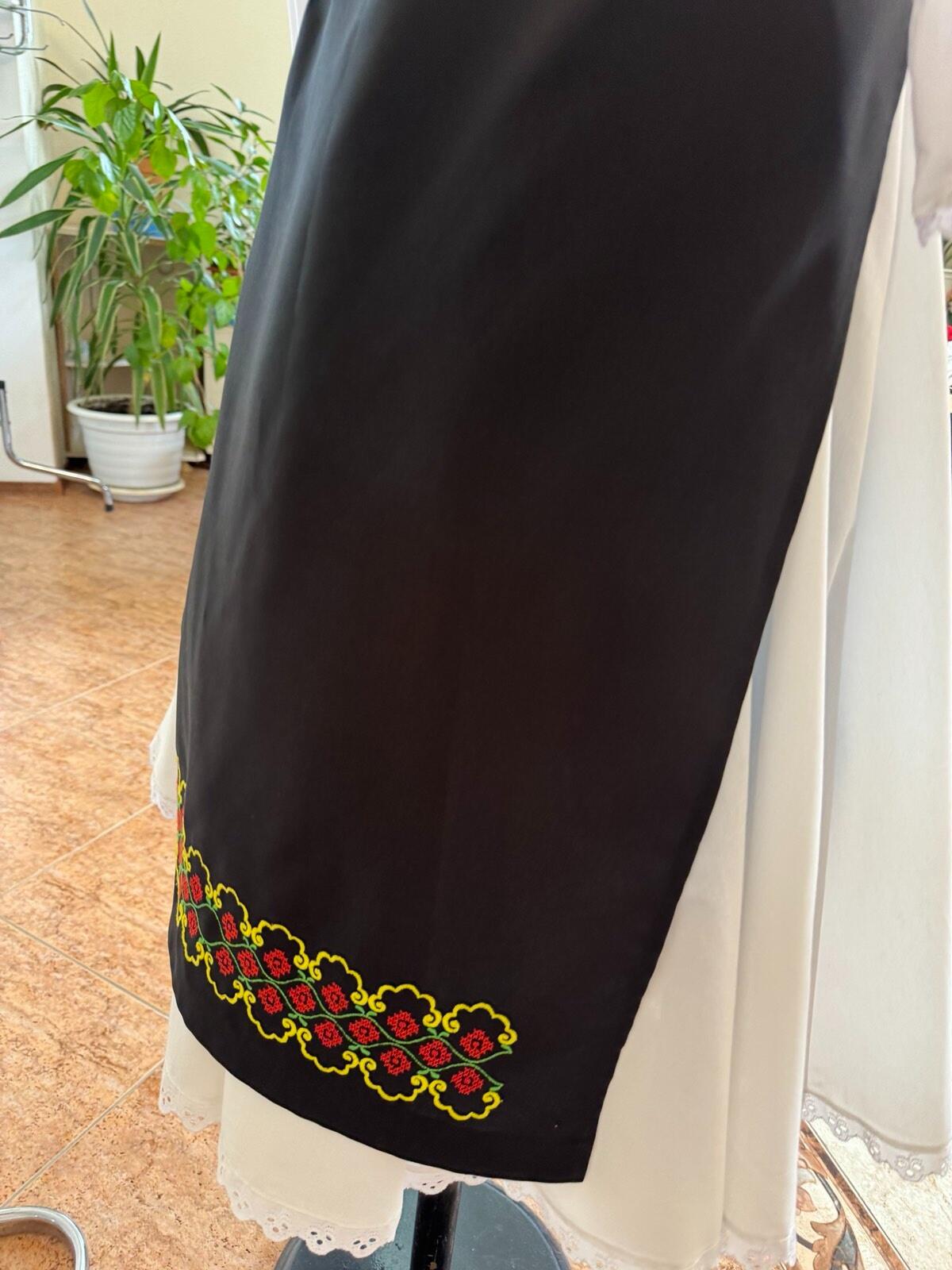 Fustă Națională Moldovenească Benefis J 0154, Design Tradițional cu Broderie, Materiale Naturale, Mărime L pentru Adulte