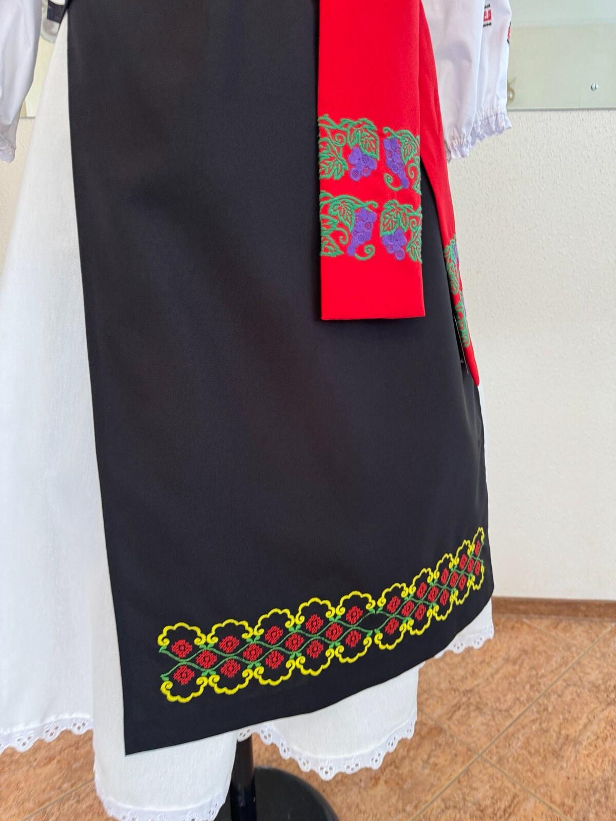 Fustă Națională Moldovenească Benefis J 0154, Design Tradițional cu Broderie, Materiale Naturale, Mărime L pentru Adulte
