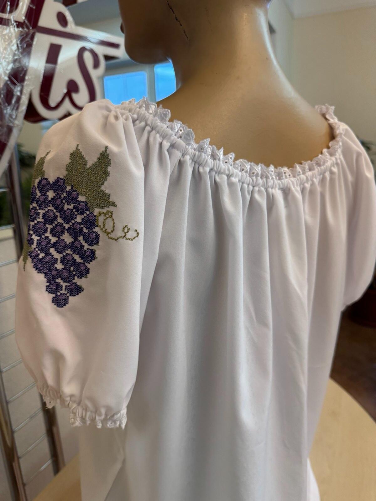 Benefis National Moldavian Blouse J 0364, Shirt Fabric with Purple Grapes Machine Embroidery, Lace Puff Sleeves, Bust 86-92cm, Waist 74-79cm