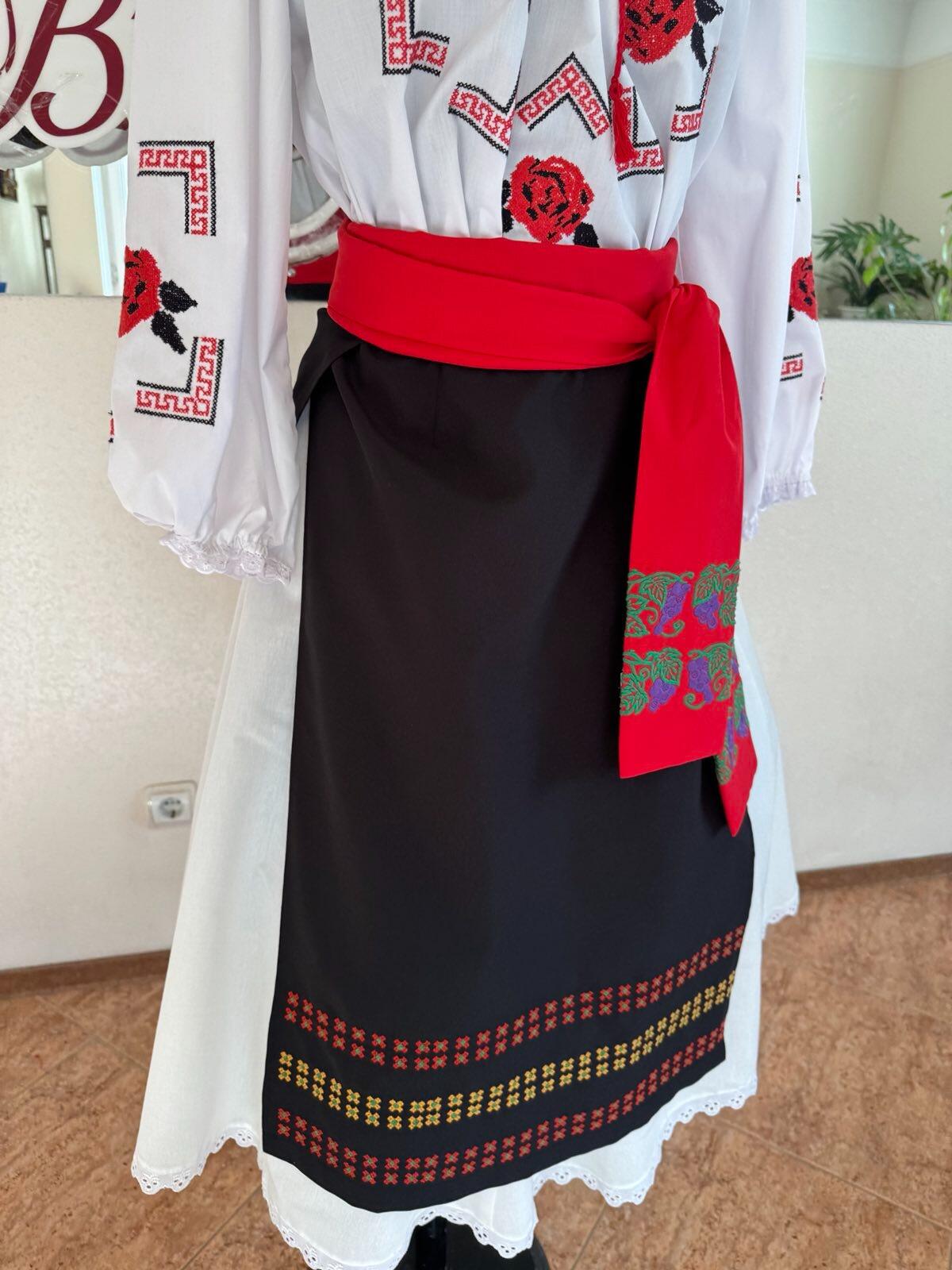 Benefis J 0149(4502) Traditional Moldavian National Skirt for Women and Girls, Natural Materials, Size L