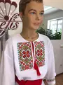 Национальная традиционная рубашка для мальчиков Benefis J 0389(4071), белый натуральный хлопок, длинный рукав с машинной вышивкой красного, зеленого и желтого цвета