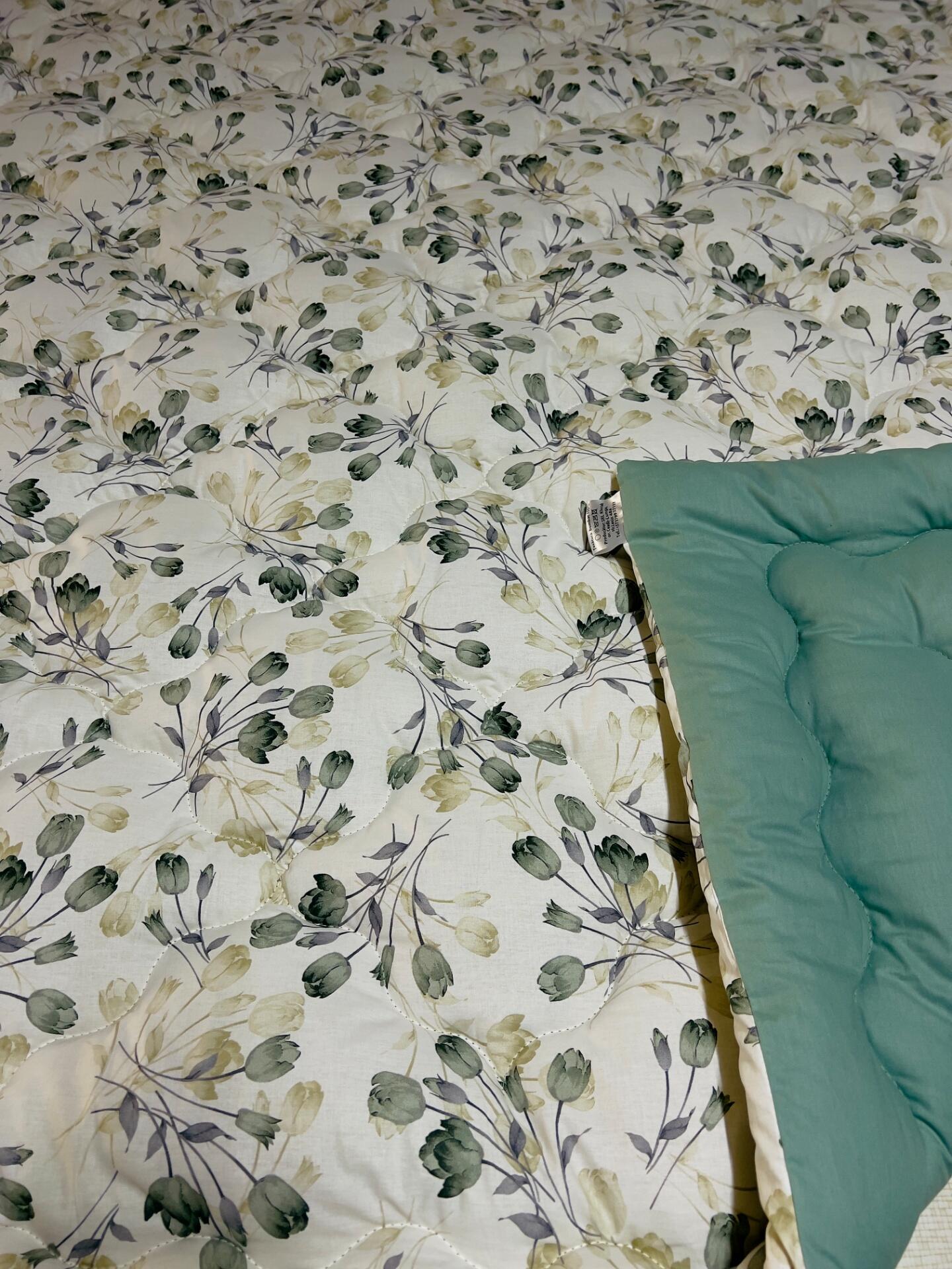 KIVRAK Winter Blanket 200x220 cm, 100% Natural Sheep Wool Filling, Ranfors Cotton Cover, Breathable Heat-Retaining Quilt with Carrying Bag