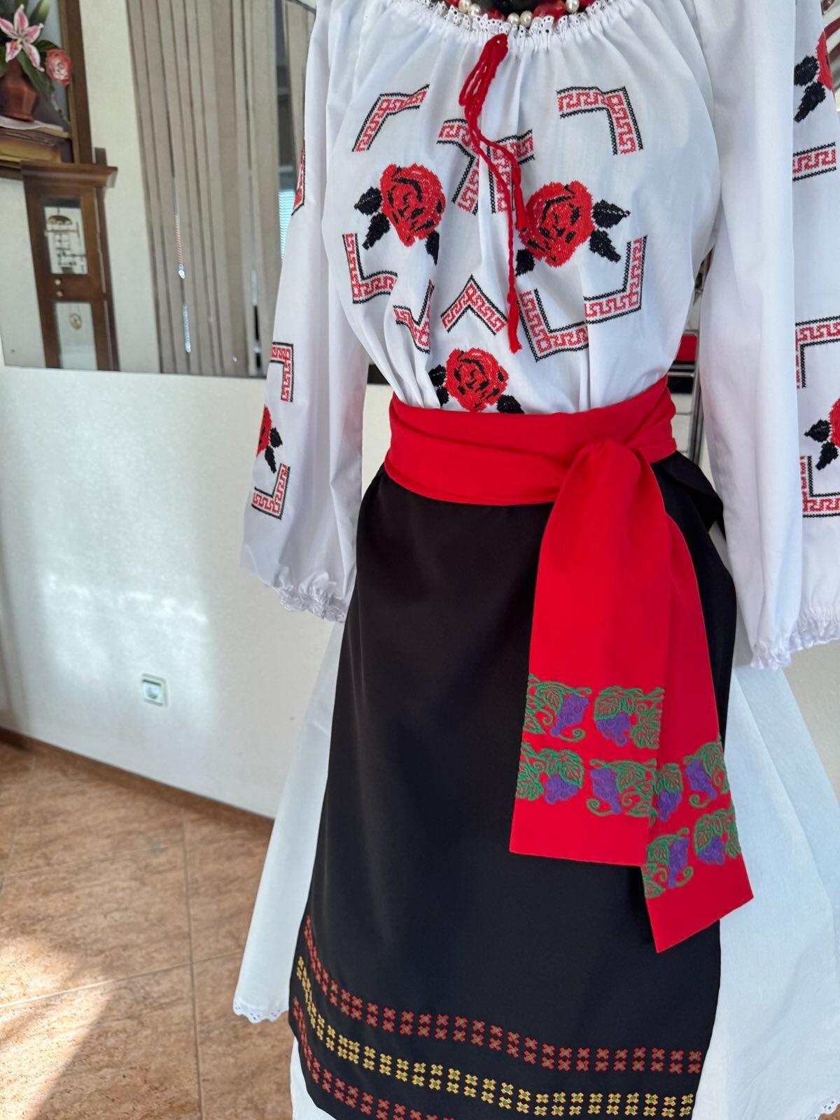 Benefis J 0149(4502) Traditional Moldavian National Skirt for Women and Girls, Natural Materials, Size L