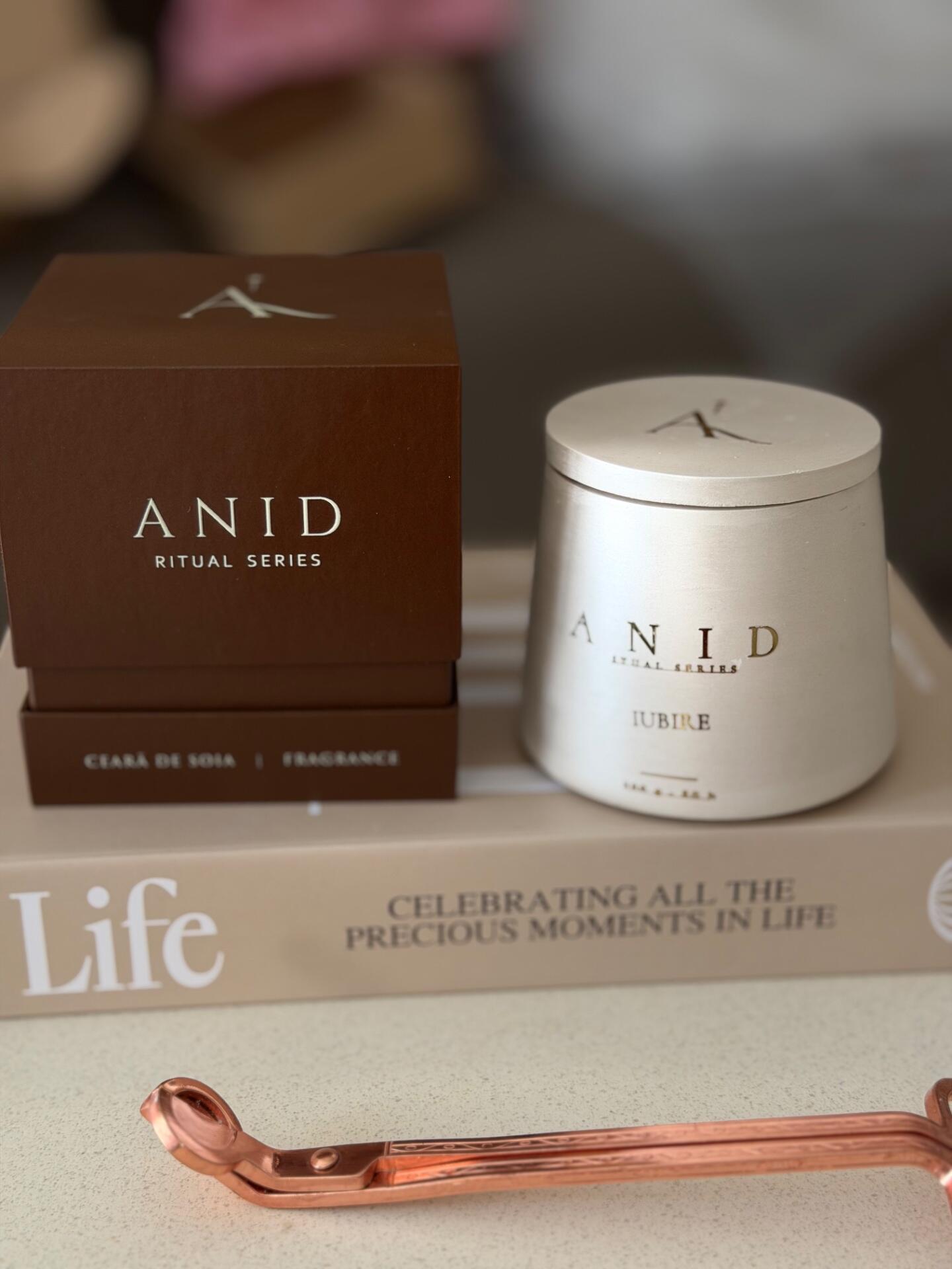 Lumânare Anid Candles Ritual Series Iubire din Ceară de Soia, 350g, Fitil de Lemn, Recipient Premium Handmade cu Capac, Aromaterapie