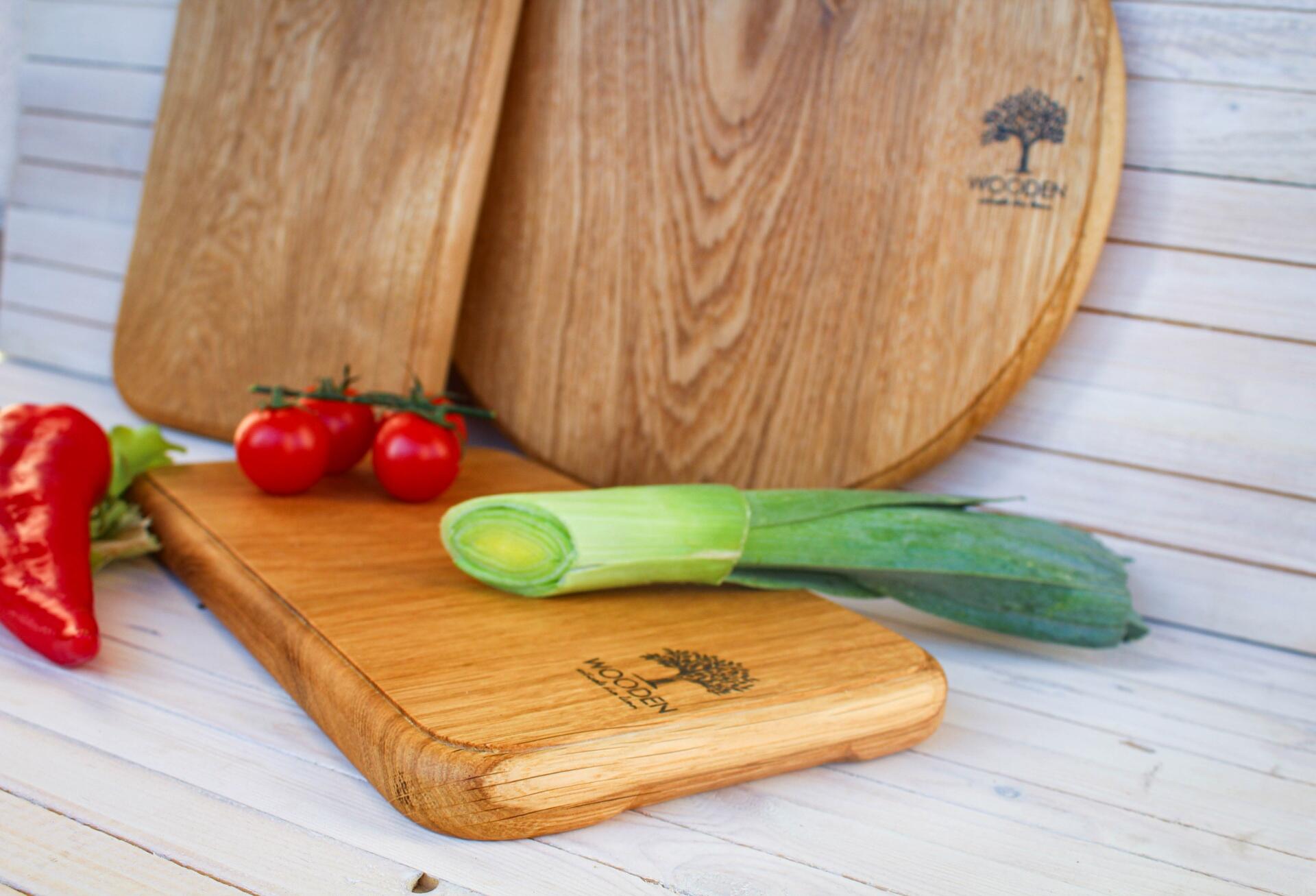 WOODEN "Complete" Chopper Set, 3 Solid Oak Wood Cutting Boards with Solid Wood Stand, Food-Safe Linseed Oil and Beeswax Finish, for Cutting and Serving