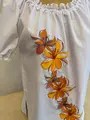 Ie Traditionala Moldoveneasca Benefis J 0377, Material Camasa Alba, Broderie Mecanizata Lalele, Maneca Scurta Bufanta, Inaltime 152-165 cm