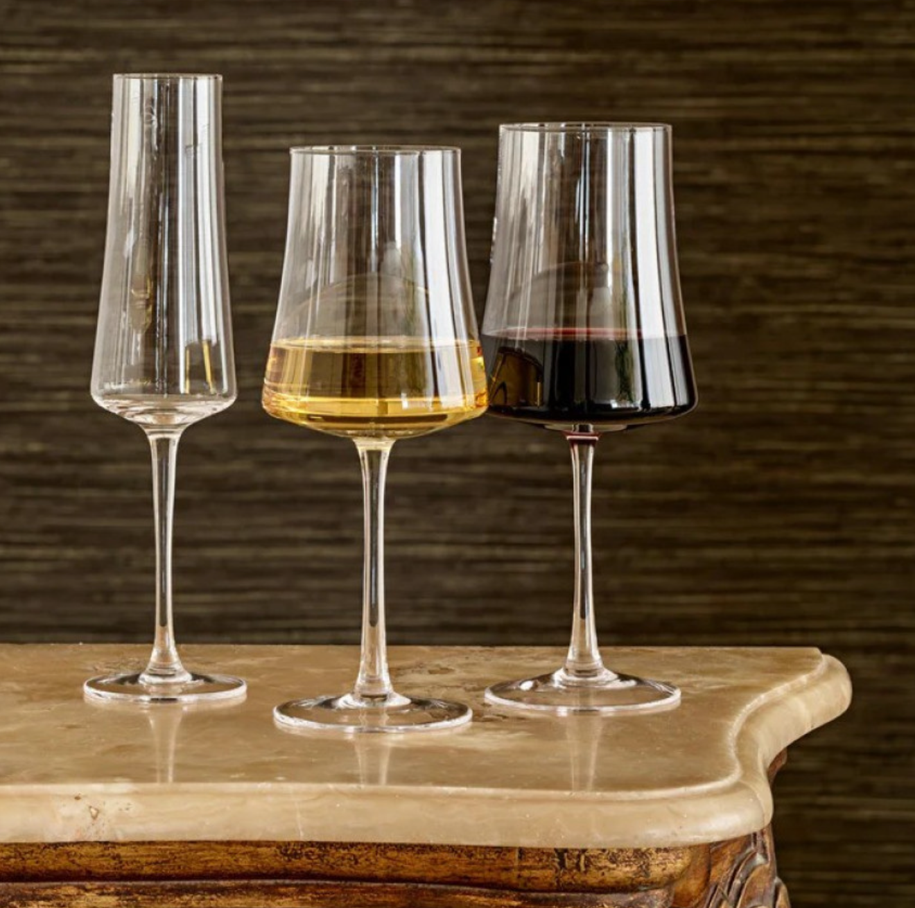 Set de 6 pahare de vin Bohemia Cristal Xtra, 560 ml sticla de cristal, design modern cu linii drepte