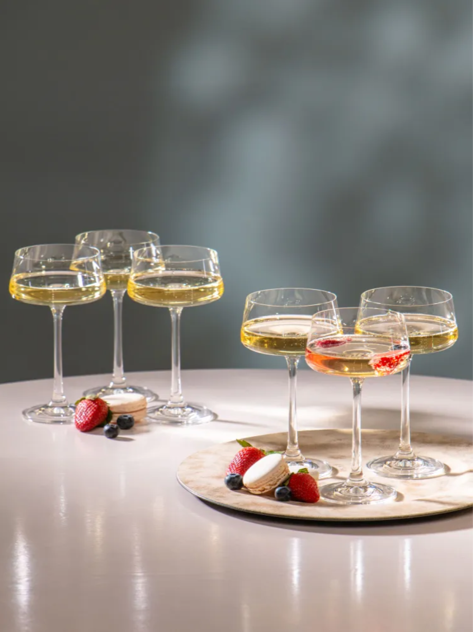 Set de 6 pahare Xtra Martini, 220 ml din sticla boemă pentru cocktailuri și vin spumant, înălțime 23.5 cm, fabricate în Republica Cehă
