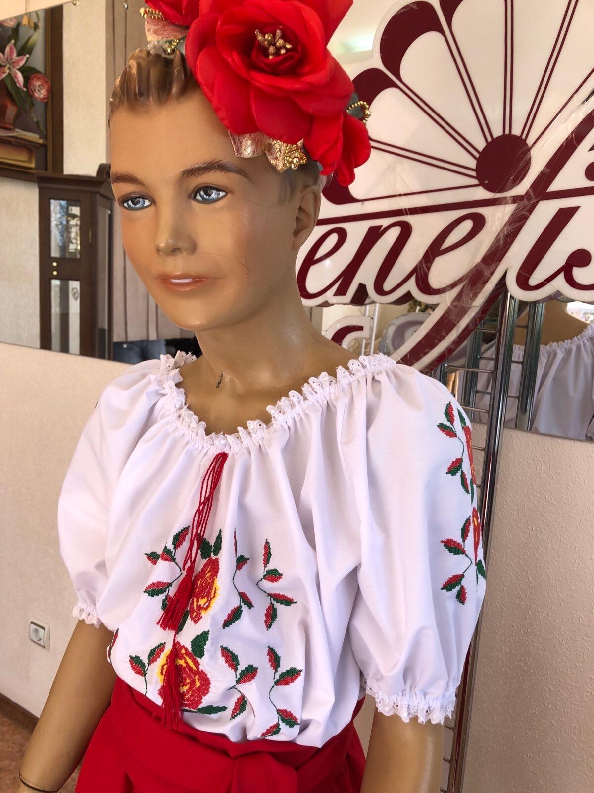 Benefis National Blouse J 0386(6049), White Shirt Fabric, Floral Rose Machine Embroidery, Lace Trim and Red Tassels, Puffy Short Sleeves