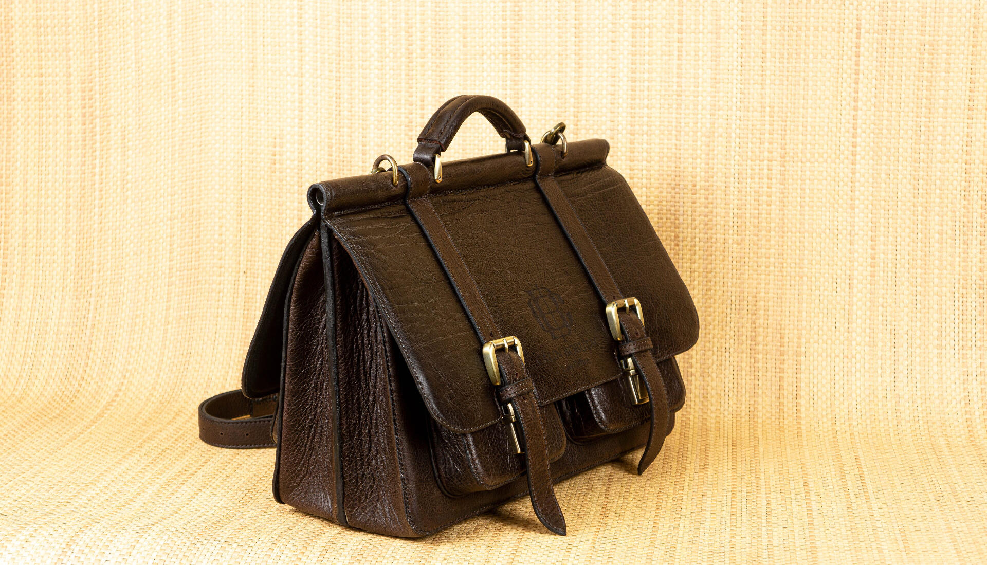 Brown Natural Leather Lawyer's Briefcase with 2 Wide Compartments, 4 Pockets, Top Handle and Adjustable Shoulder Strap, 40x27x25 cm, Customizable