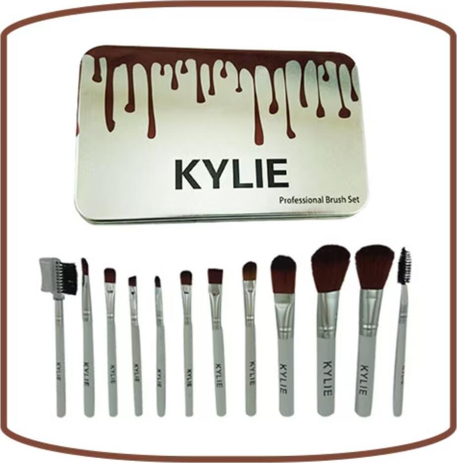 Kylie Cosmetics 7-Piece Vegan Makeup Brush Set, Synthetic Bristles, Face and Eye Tools with Ergonomic Handles