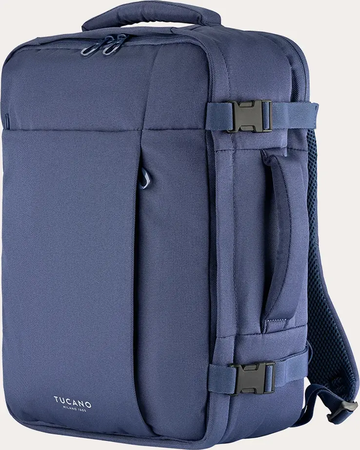 Rucsac de Calatorie Tucano Tugò M BKTUG3-M Cabin, Albastru, pentru Laptop 15.6 inch sau MacBook Pro 16 inch, Capacitate 20L, Plastic Reciclat, Suport AirTag, 30x40x16 cm