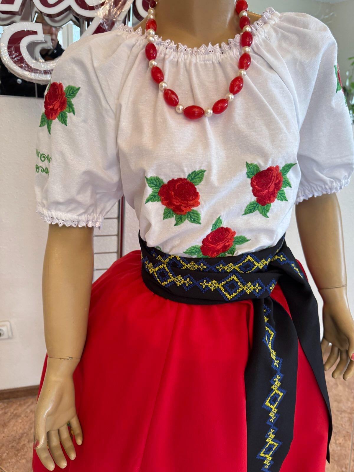 Fusta Nationala Moldoveneasca Benefis J 0367(4935) cu Broderie Florala Rosie Materiale Naturale Costum Popular Feminin