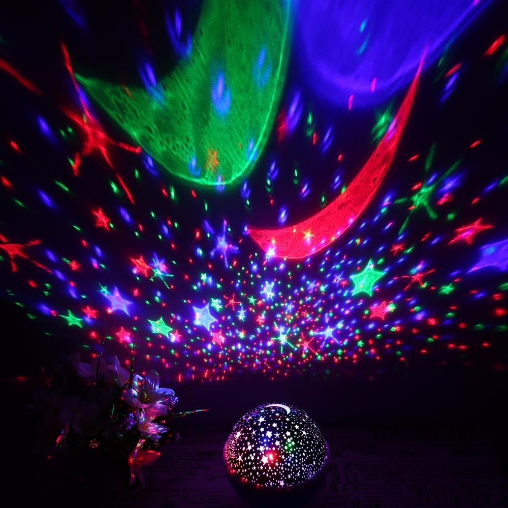 Star Master Pro Night Light Projector, 4 LED Moving Stars & Moon Lamp, 3 Modes RGB/Warm White, 360° Rotation, USB/AAA Battery Powered, Violet, 13x13x14.5cm