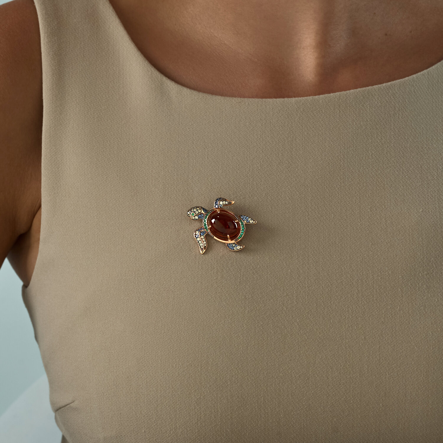 Bijuterie SOKOLOV 83040037 pentru femei, argint pozilat 925 cu placare rodiu, chihlimbar presat maro oval 16x12mm și zirconiu cubic, 5.85g