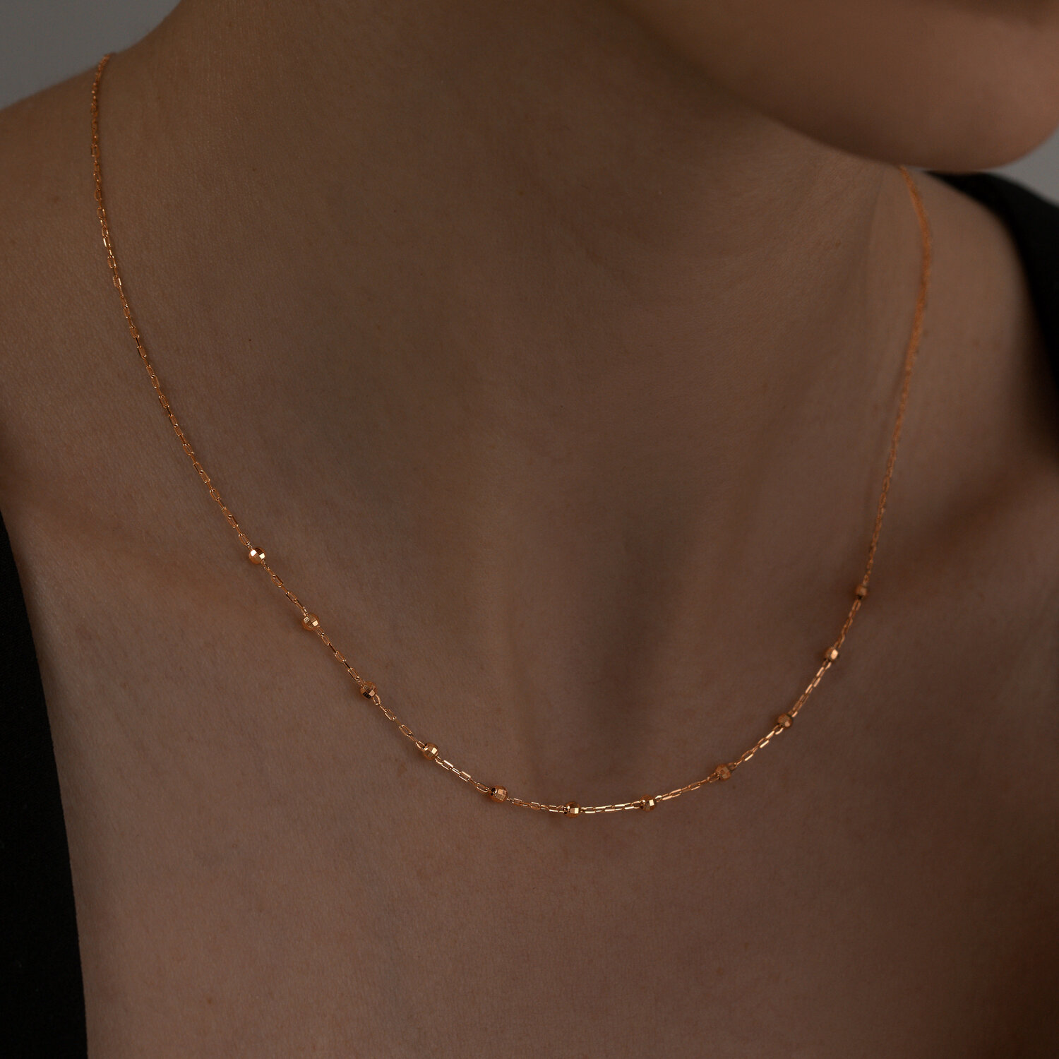 SOKOLOV 070398 Women's Red Gold Necklace, 40cm Length, 585 Purity, 1.55g Average Weight, 2mm Width and Height, Minimalist Jewelry without Inserts