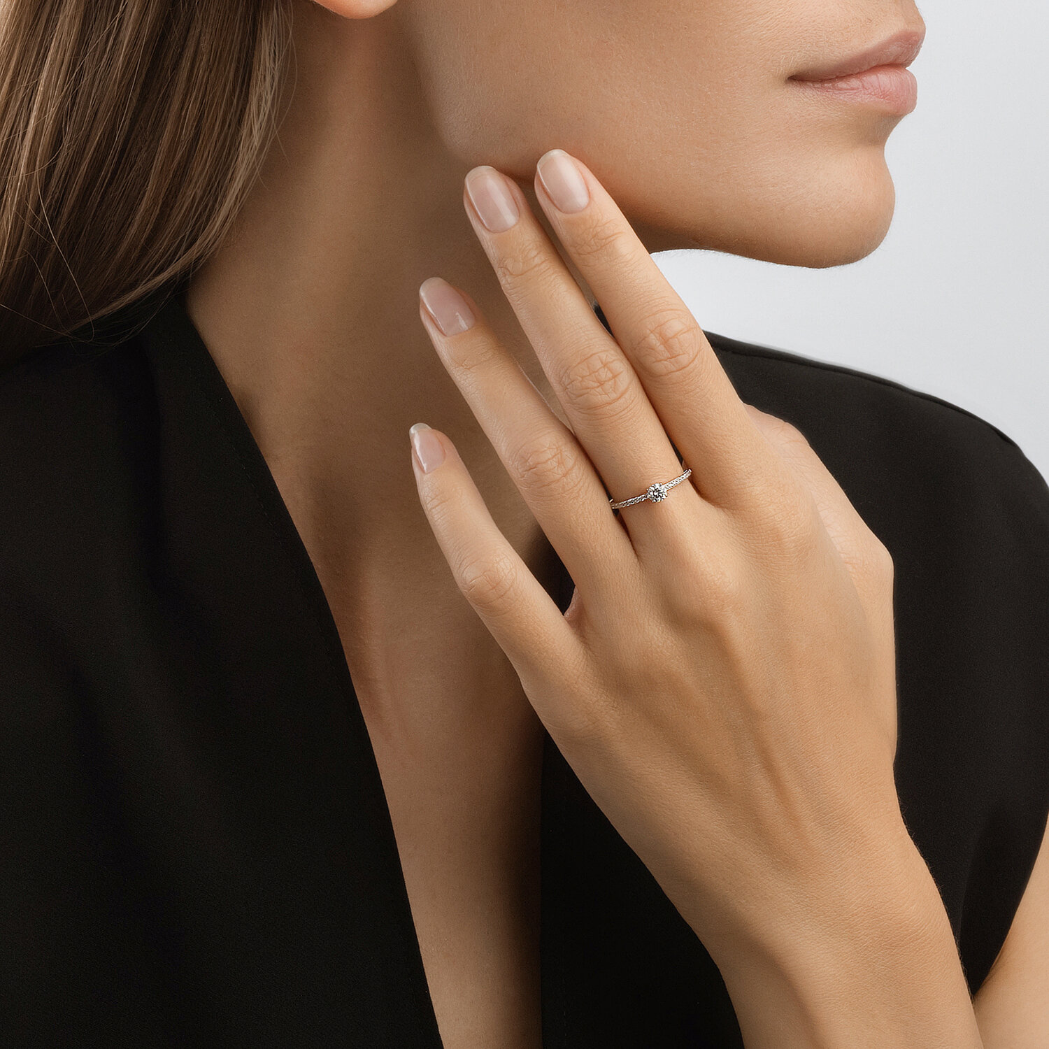 Inel de Logodnă Clasic pentru Femei SOKOLOV 019096, Mărime 18.5, Aur Roșu 585 cu Placare Rodiu, Zirconiu Cubic Incolor Rotund 4mm 0.454ct, 21 Pietre în Total, 1.04g