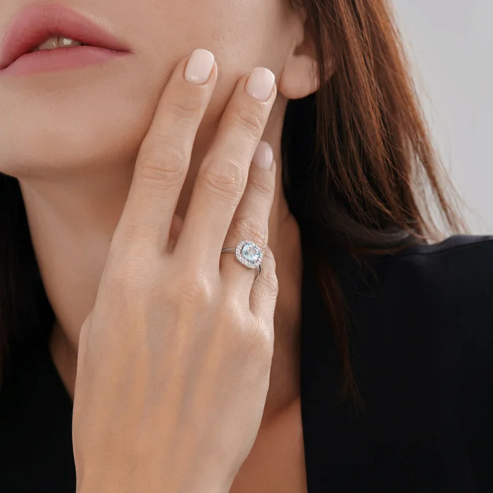Inel Sokolov 92014641, Mărime 18.5, Argint Sterling 925, Placat cu Rodiu, Topaz și 16 Zirconii Cubice Incolore 0,136 ct, Lățime 2 mm, 2,22 g