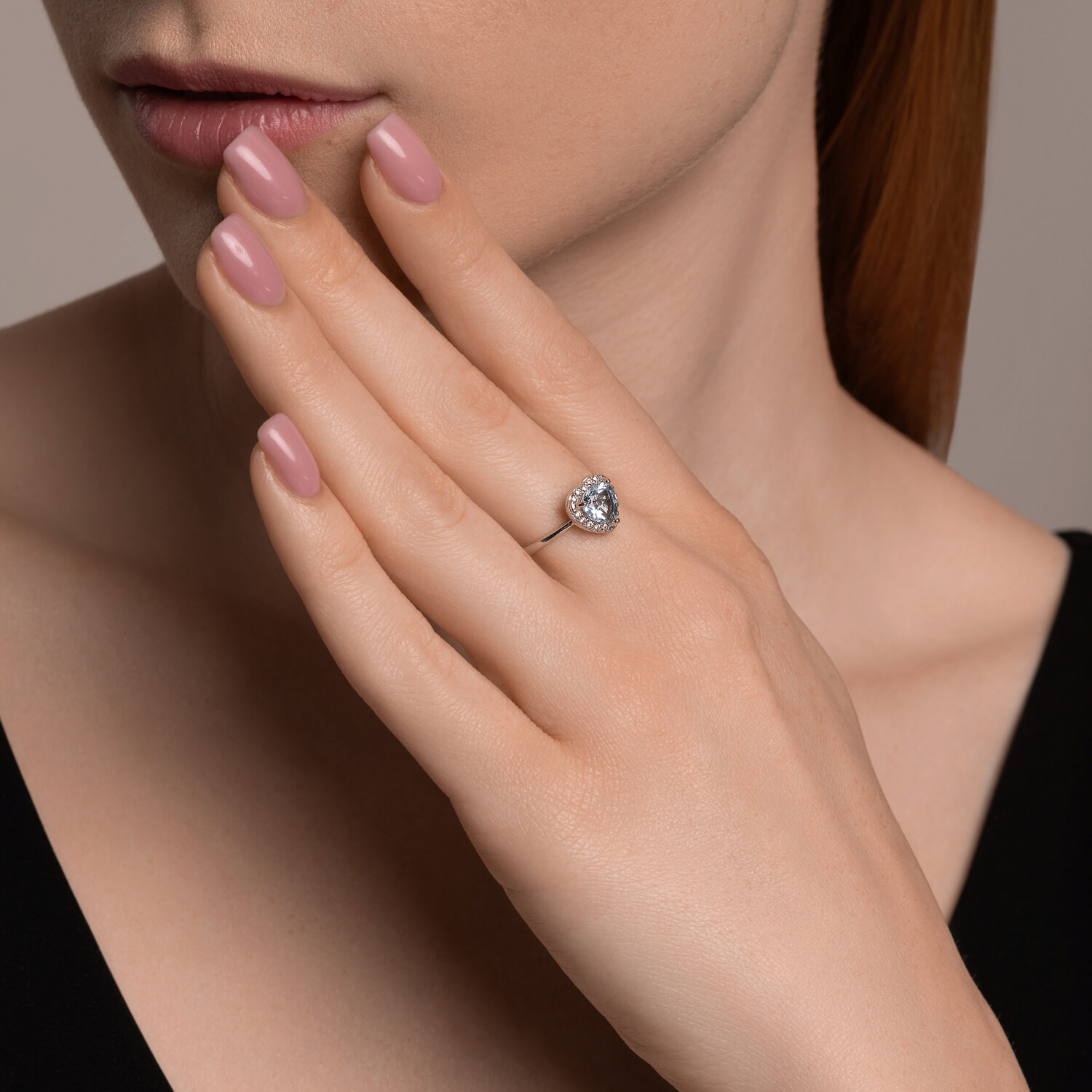 Inel SOKOLOV 92014451 pentru femei, mărime 17.5, argint 925 placat cu rodiu, topaz în formă de inimă cu halo de zirconiu cubic, 1.81g