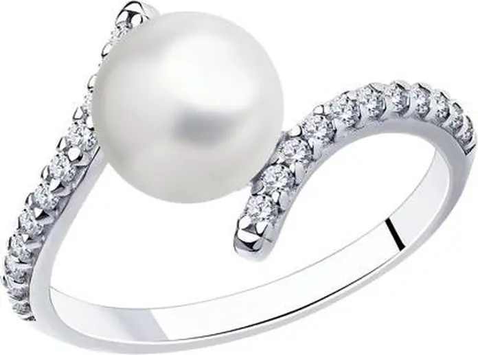 Женское серебряное кольцо Diamant 94-310-01118-1, размер 18, с круглой речной жемчужиной 8 мм и 22 бесцветными фианитами по 1.25 мм, 1.97 г