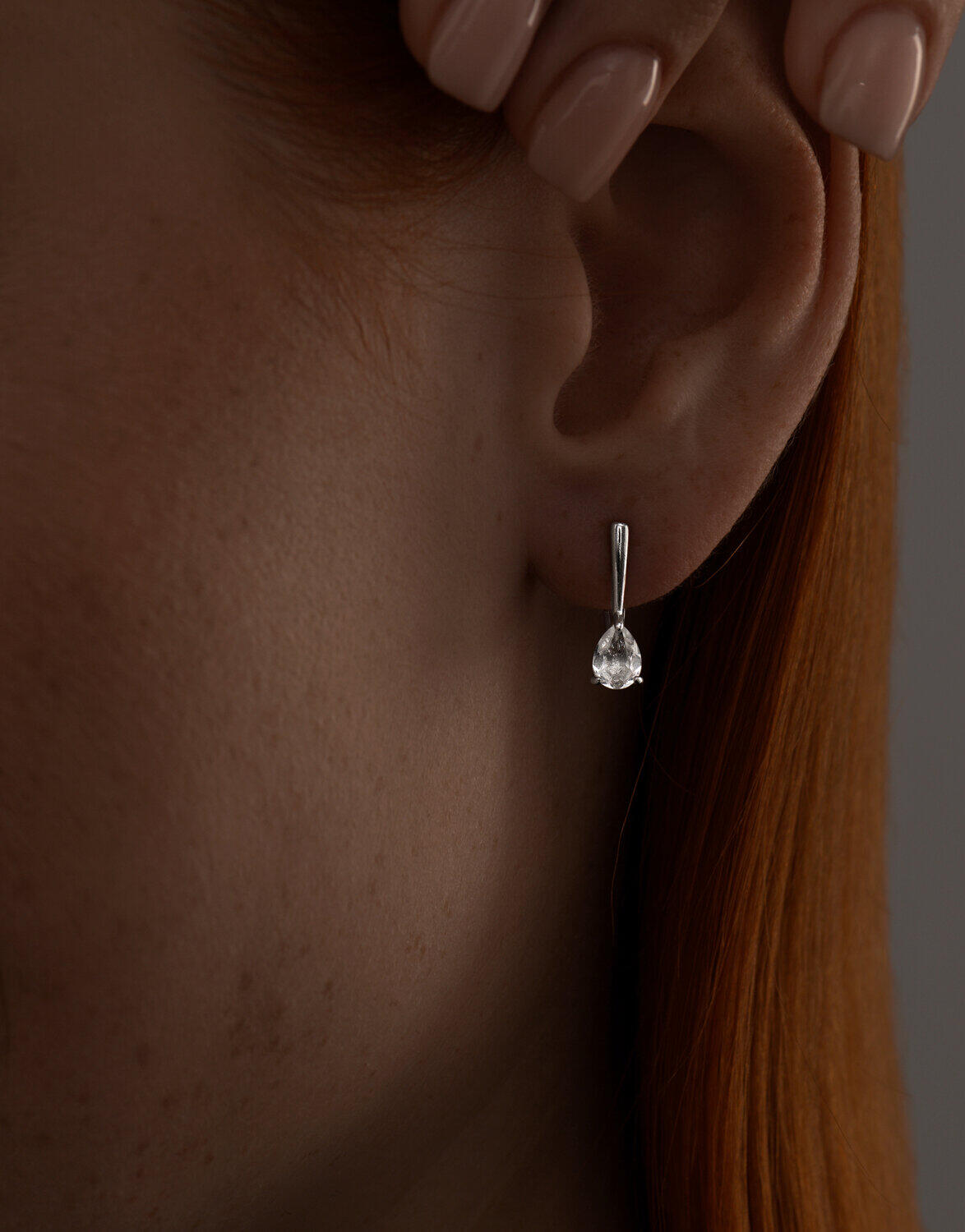 SOKOLOV 94025943 Women's Earrings, 925 Sterling Silver Rhodium Plated, Pear-shaped Colorless Crystal 0.765 ct, English Lock, 17x5x4 mm