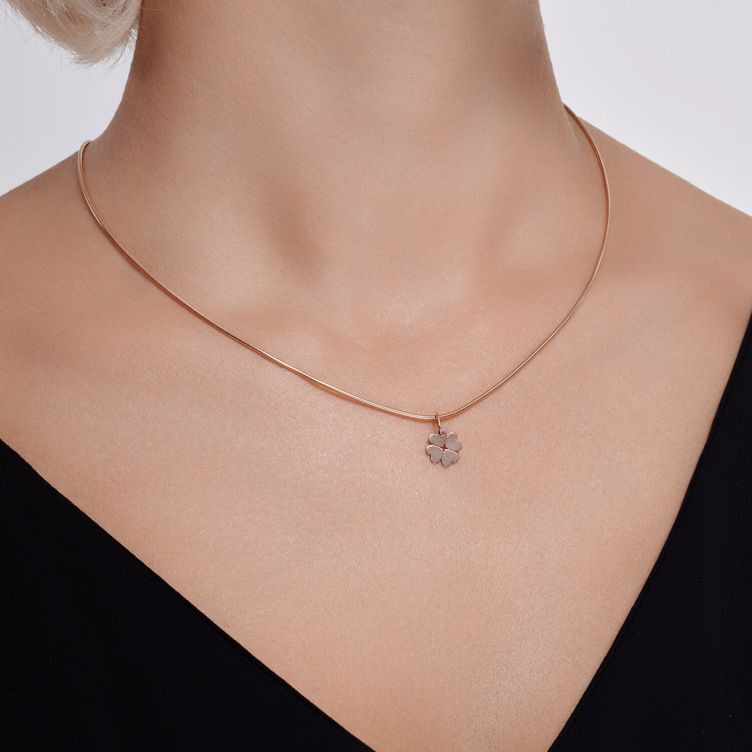 Pandantiv Diamant Colecția Present Formă Trifoi cu Patru Frunze 51-130-02026-1, Aur Roșu 585, 0.41g, 15x10x4 mm, Bijuterie Casual pentru Femei