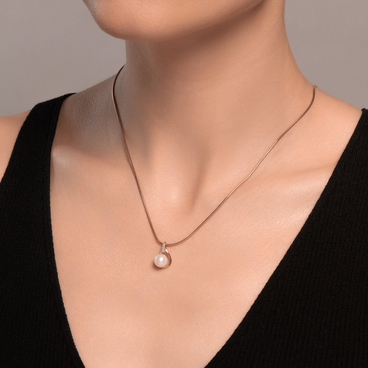 Bijuterie SOKOLOV 793154 pentru femei, Aur Roșu 585 cu placare de Rodiu, cu Perlă și Zirconiu Cubic (6 buc, 0.051 ct), 1.38g, 16x9x9 mm