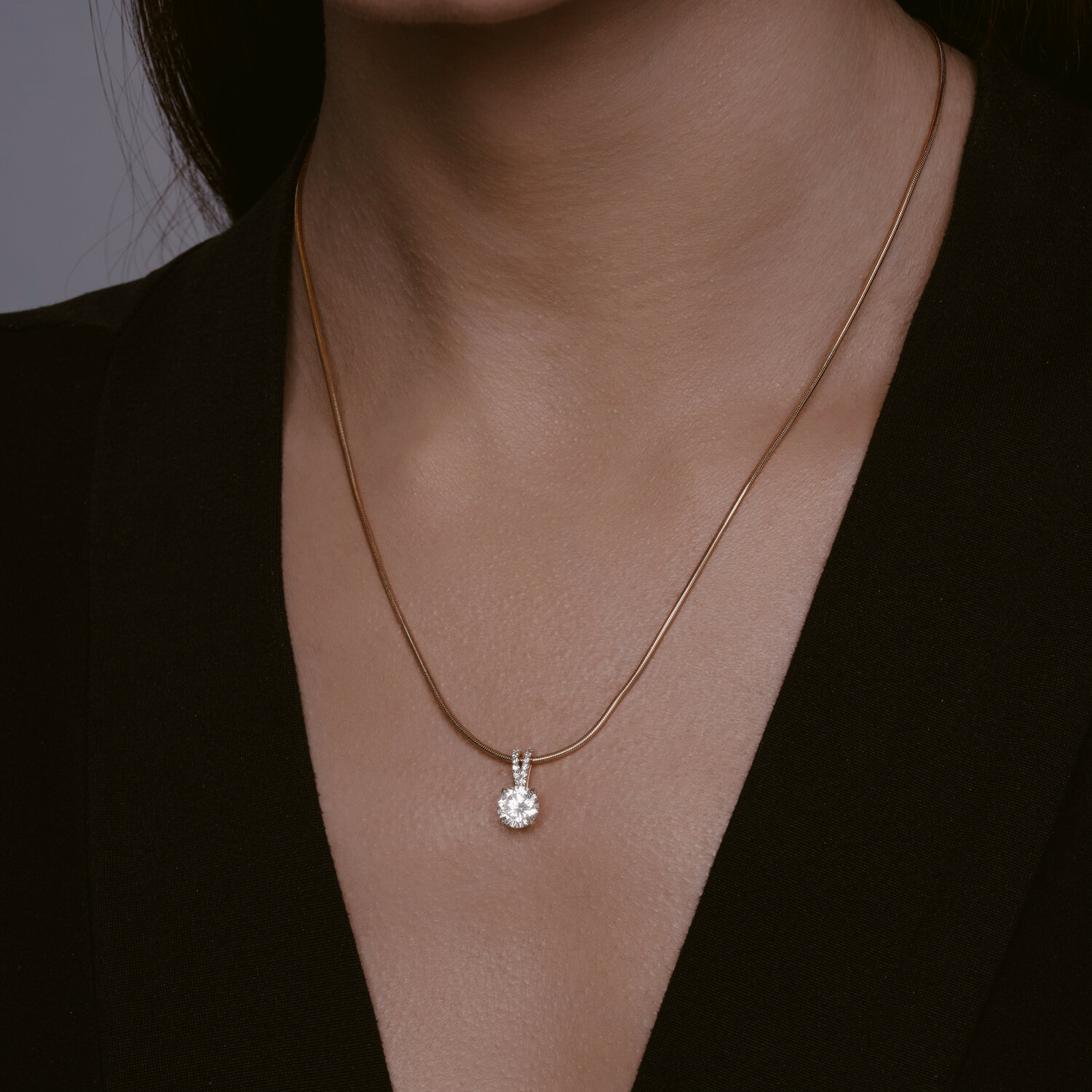Bijuterie SOKOLOV 036627 pentru femei din aur roșu 585 placată cu rodiu, cu 11 pietre de zirconiu cubic incolor rotund, 0.11 ct, 1.27g
