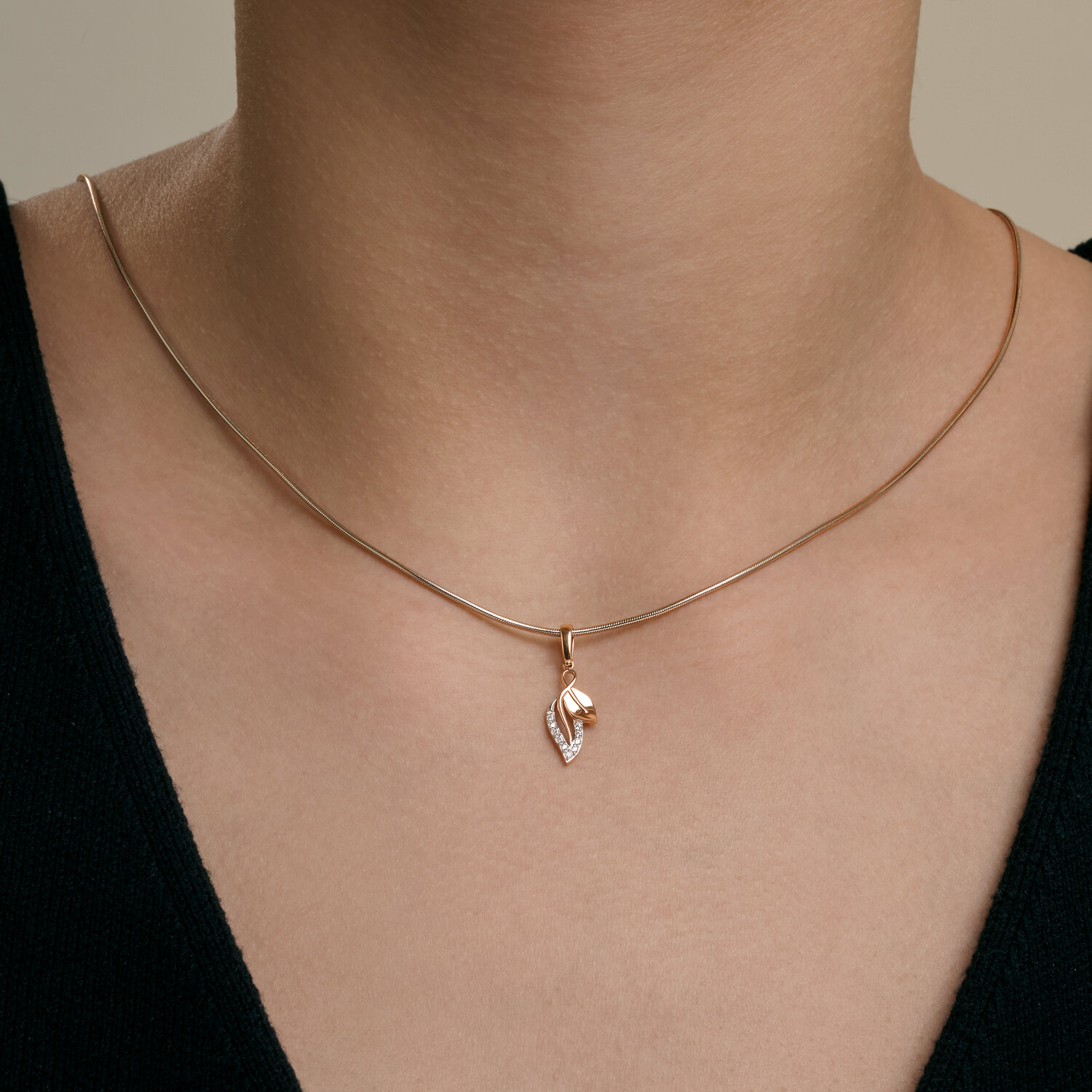 SOKOLOV 036871 Women's Leaf-Shaped Pendant, 585 Red Gold and White Metal Accents, 10 Round Colorless Cubic Zirconia, 23x8x2 mm, 0.73g