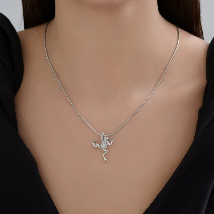 Pandantiv SOKOLOV 94033278 Frog, Argint 925 Placat cu Rodiu, Zirconiu Cubic Verde, Bijuterie pentru femei, 27x21x8 mm