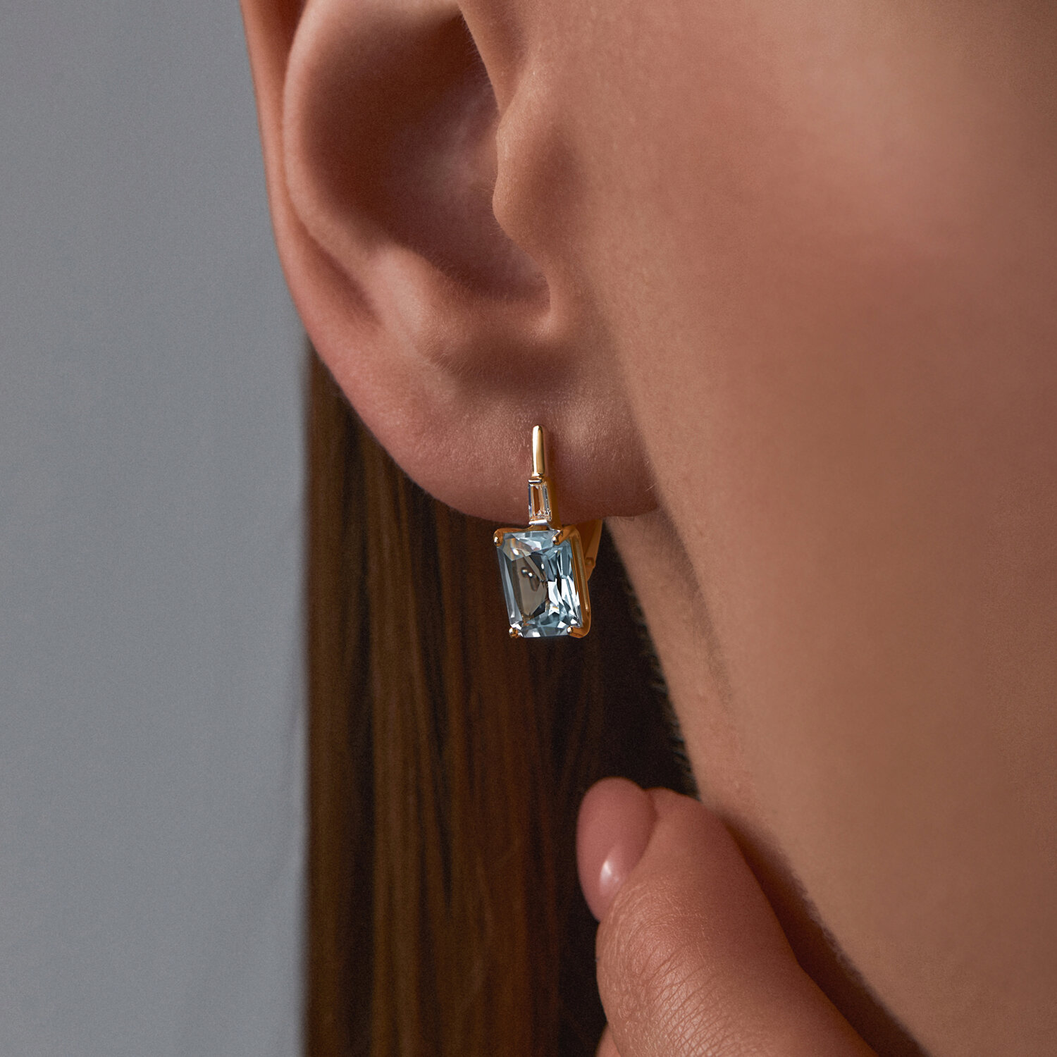 Diamant 31-320-01552-1 Women's Earrings, 9k Red Gold 375 Rhodium Plated, Fantasy Cut Topaz and Cubic Zirconia, English Lock, 2.33g