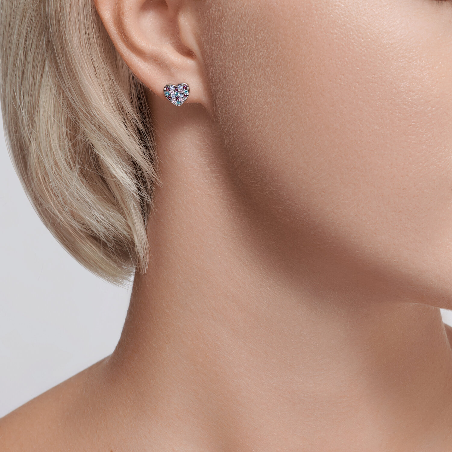 Cercei pentru copii SOKOLOV 94026057 in forma de inima, argint 925 placat cu rodiu, cu zirconiu lilac, closure tip stud