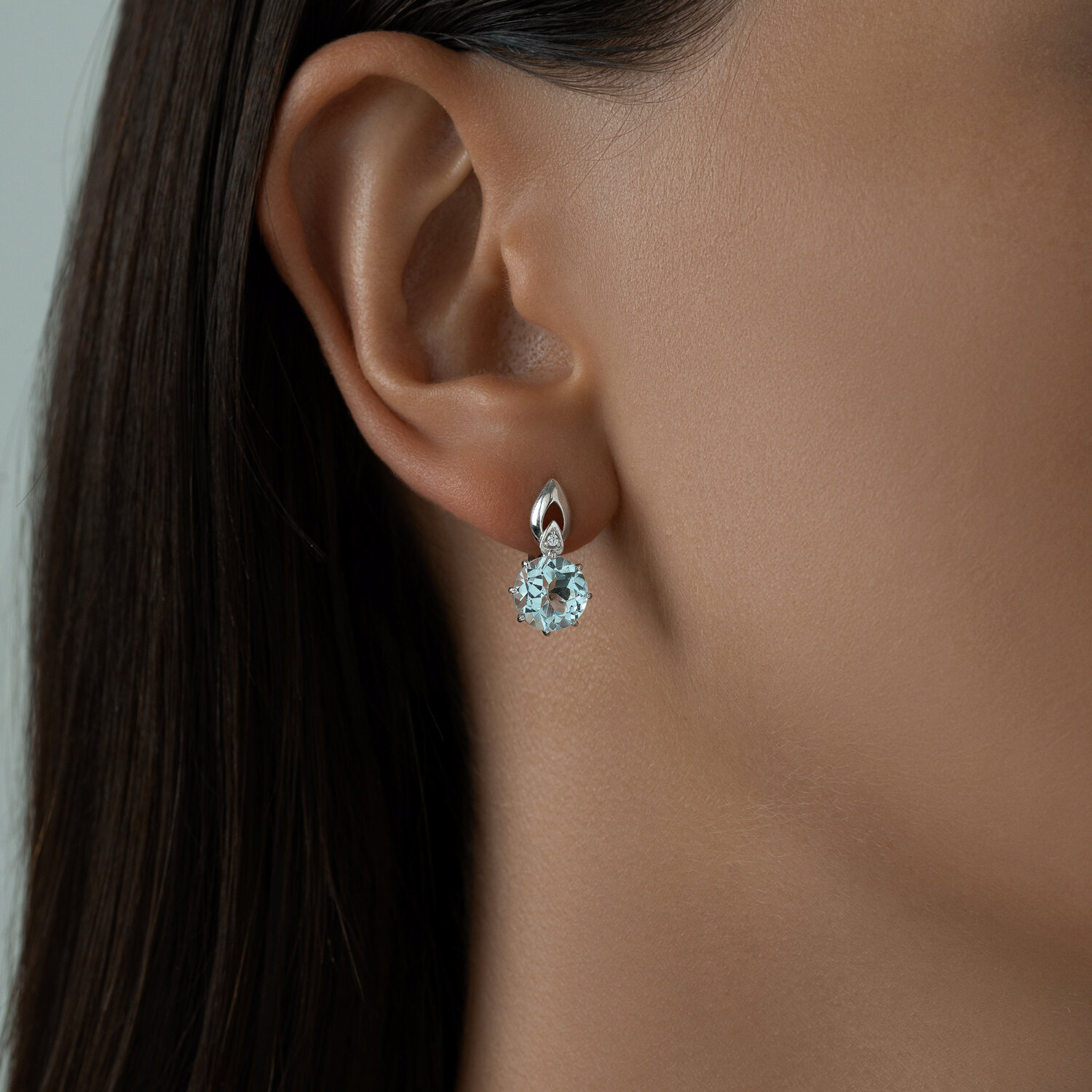 SOKOLOV 92021218 Women's Earrings, 925 Rhodium-Plated Sterling Silver, Blue Topaz and Cubic Zirconia, Round Cut, English Lock, 3.14g
