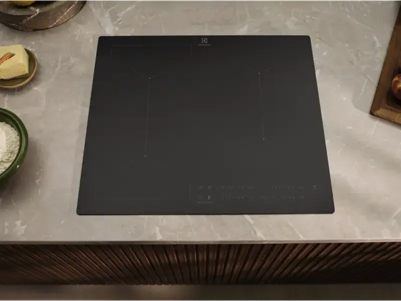 Electrolux EIT60433CT Induction Hob, 4 Zones, SaphirMatt Scratch-Resistant Black Glass, PowerBoost, Hob2Hood, Touch Control, Built-in, 59x52 cm