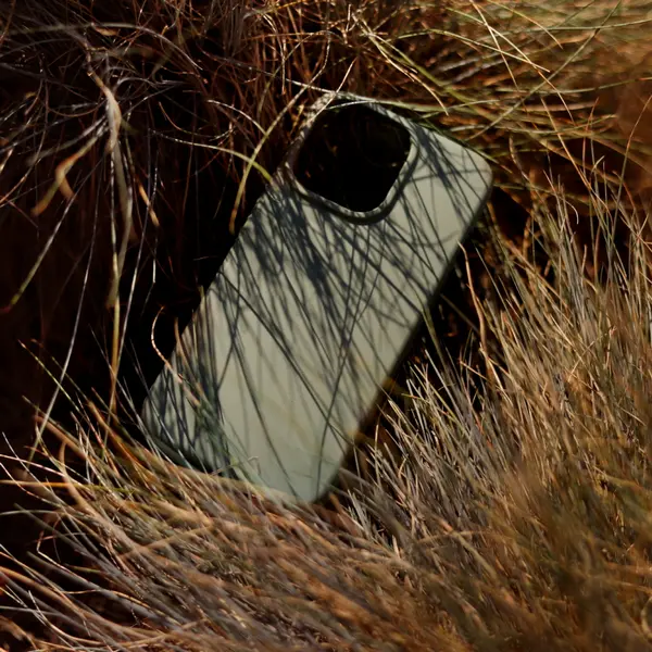 Husa Biodegradabila Forever Bioio pentru Apple iPhone 14 Plus, Cover din Materiale Vegetale Eco-Friendly, Slim, Rezistenta la Socuri, Verde