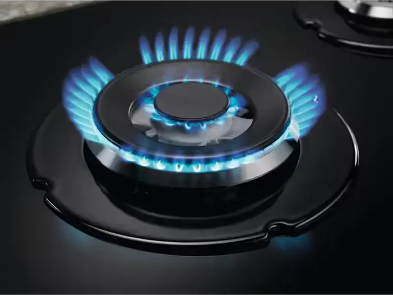 Газовая встроенная варочная панель Electrolux KGG6437K, 4 конфорки, закаленное стекло, чугунные решетки, горелка WOK и Speed Burner, 59 см