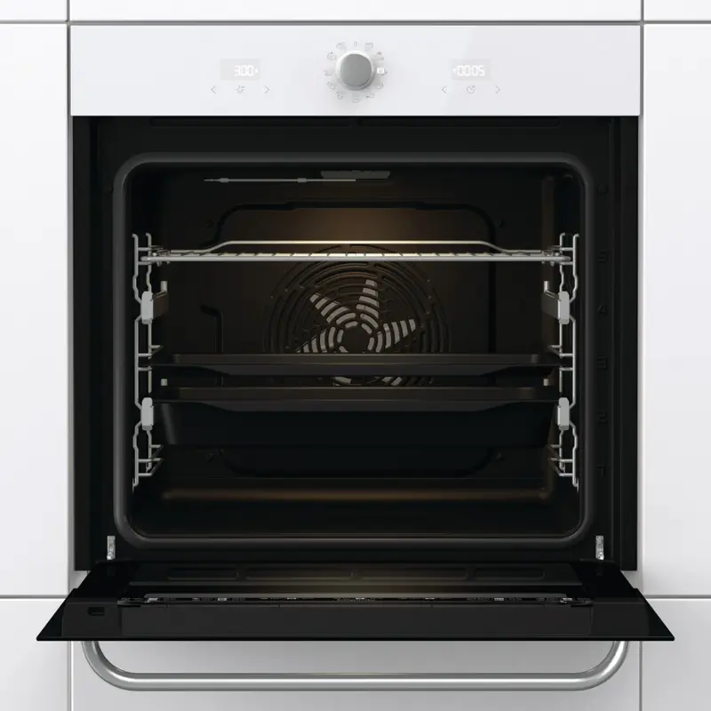 Встраиваемый электрический духовой шкаф Gorenje BOS6737SYW, серия Simplicity Collection 2.2, белый, 77 л, класс A, AirFry, форма HomeMade Plus