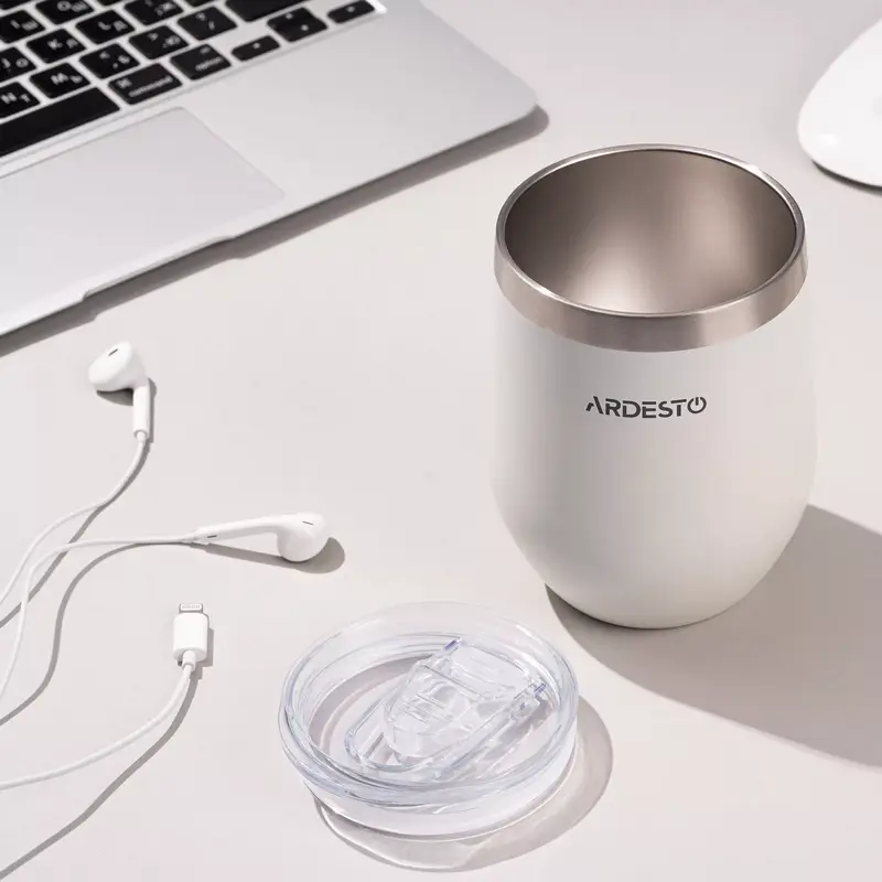 Cană Termică Compactă Ardesto AR2635MMW, 350ml Oțel Inoxidabil 18/10 cu Capac Transparent, Fără BPA, Albă